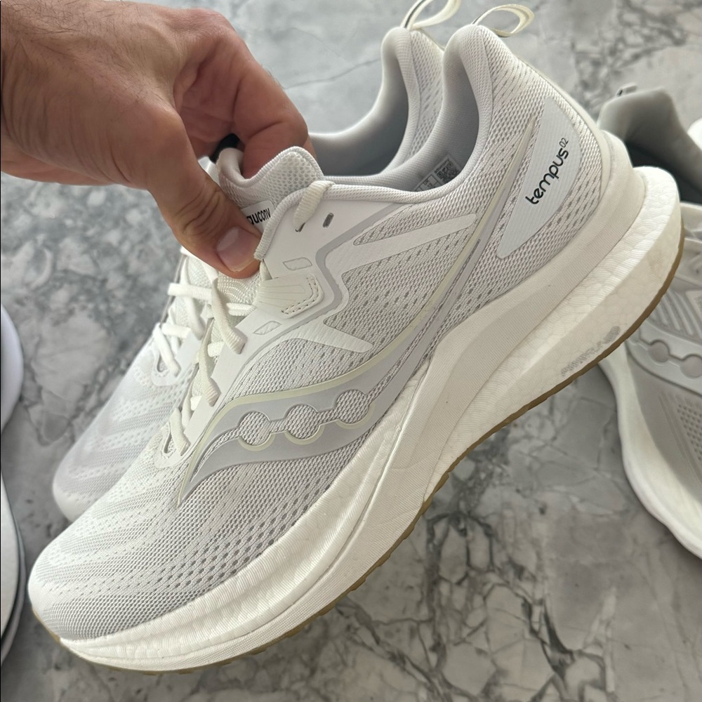 Saucony Tempus 2 - Size US 14D - Gently Used, 15 miles